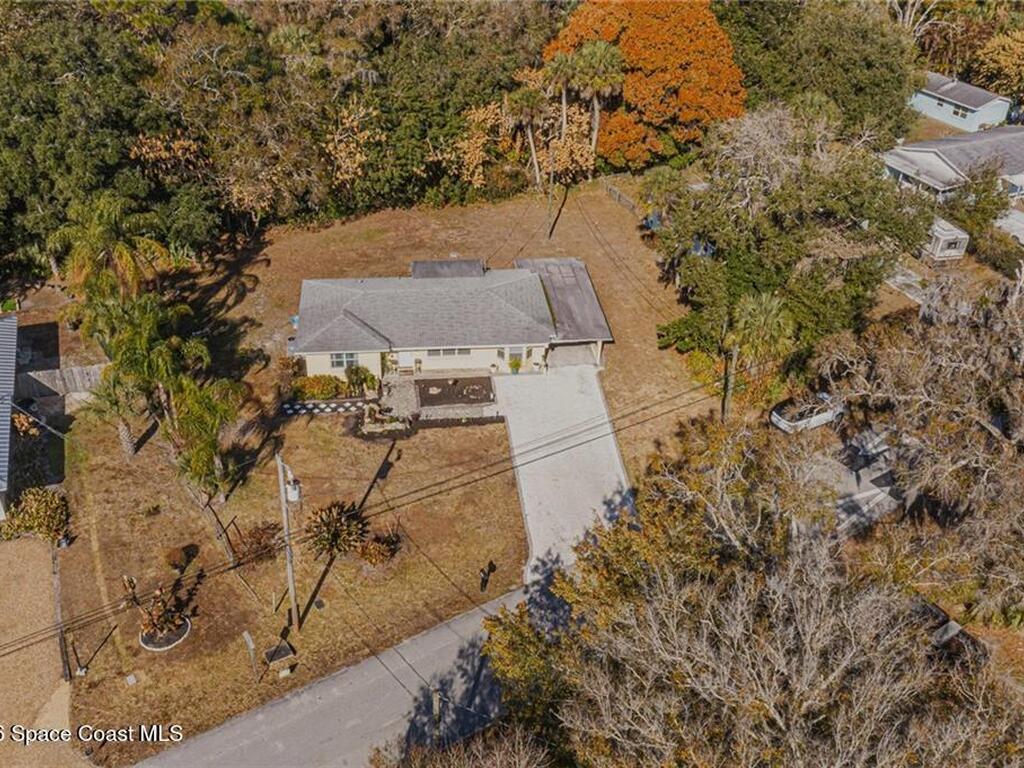 2049 50th Avenue, Vero Beach, FL 32966