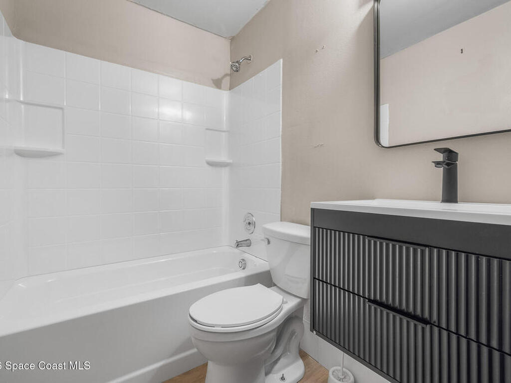 405 Hawthorne Court, Indian Harbour Beach, FL 32937