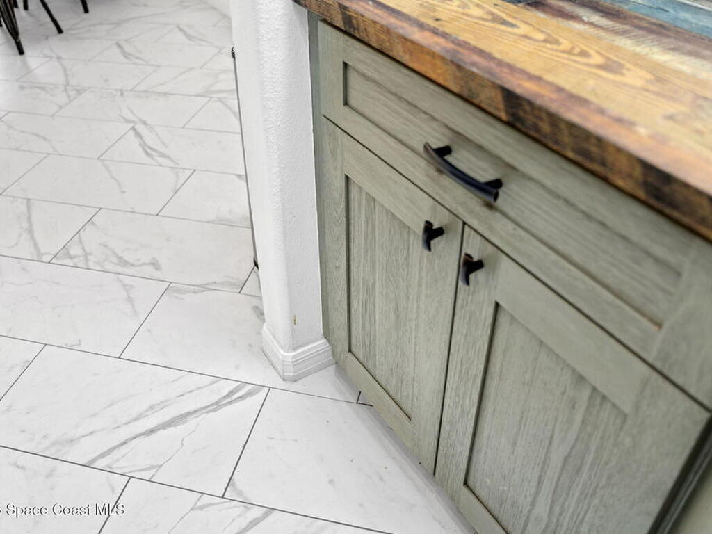 837 Poinsetta Drive, Indian Harbour Beach, FL 32937