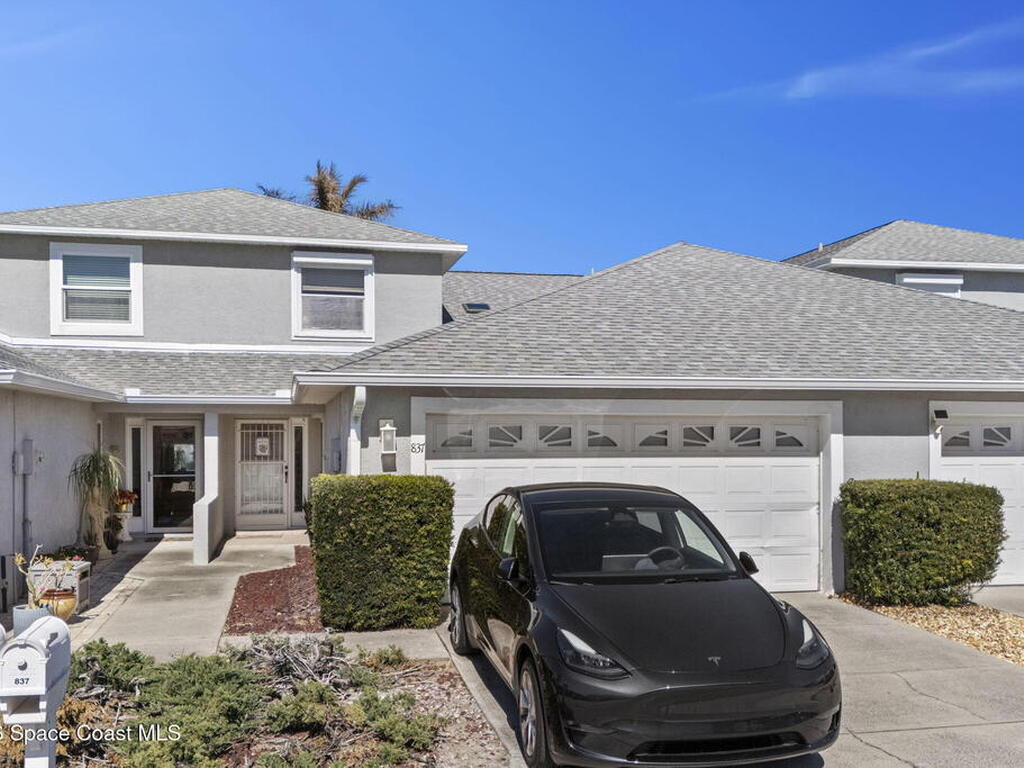 837 Poinsetta Drive, Indian Harbour Beach, FL 32937