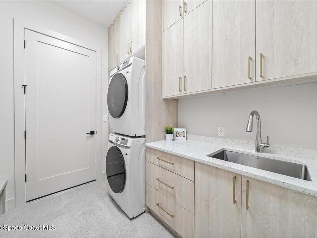 5302 Riveredge Drive, Titusville, FL 32780