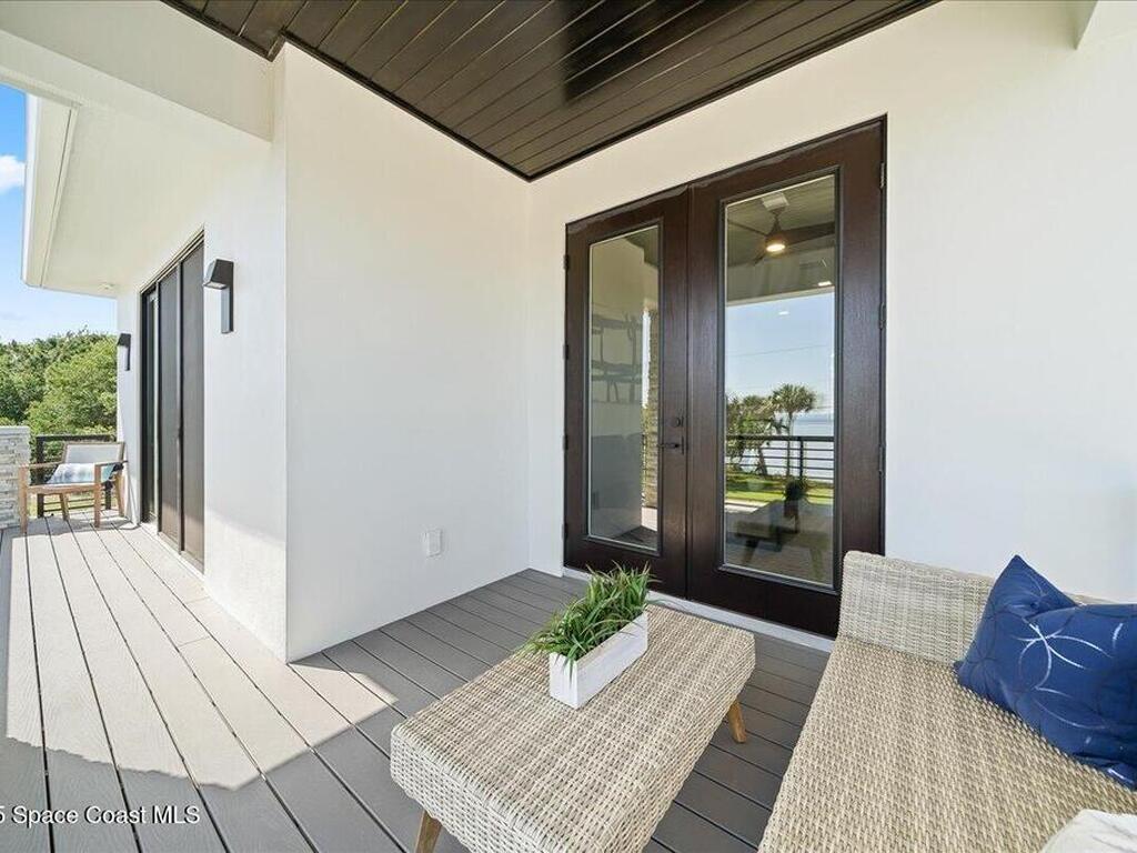 5306 Riveredge Drive, Titusville, FL 32780