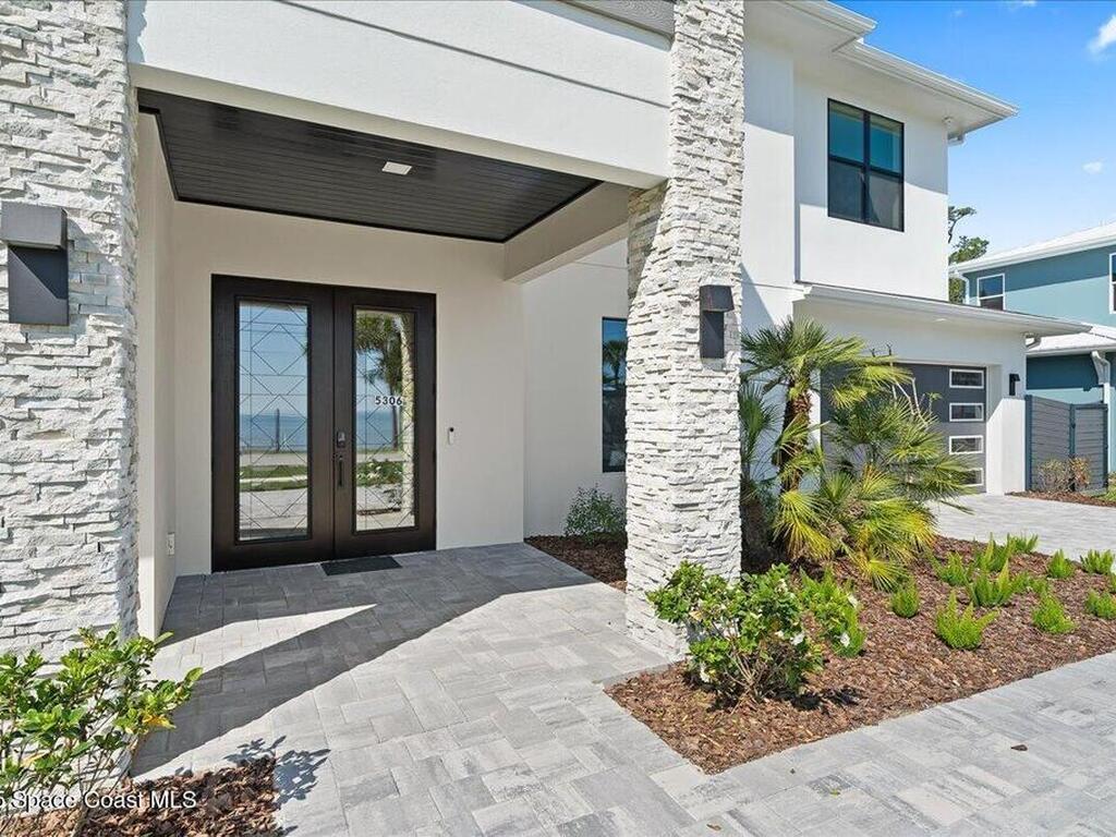 5306 Riveredge Drive, Titusville, FL 32780