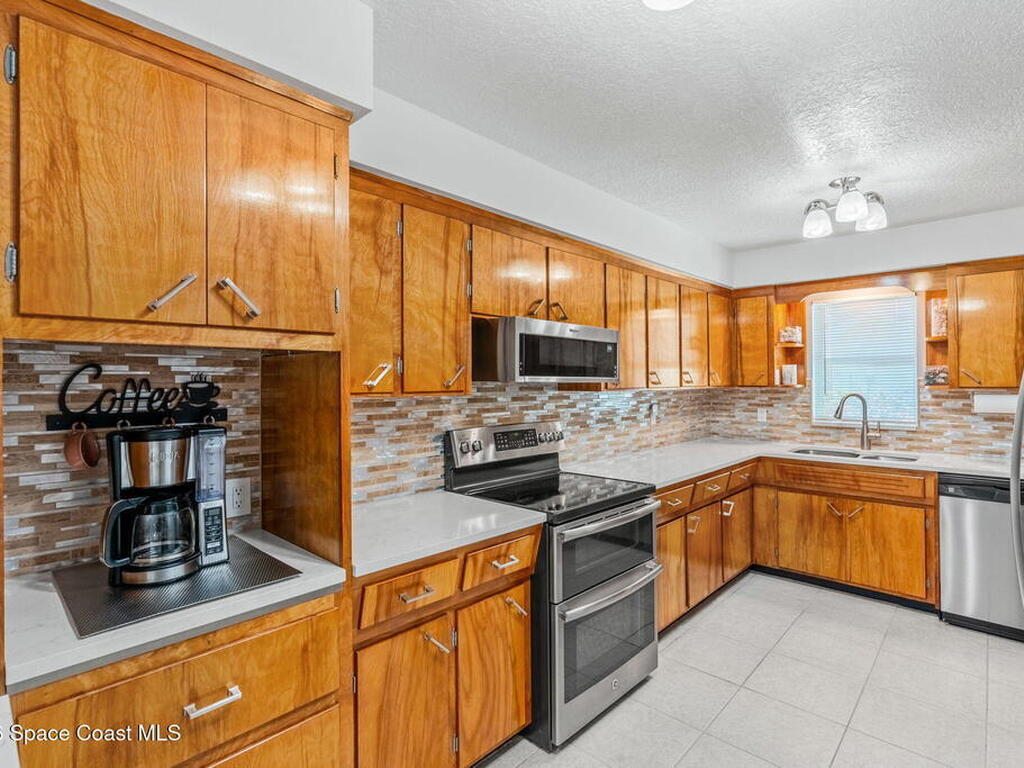 1075 Samar Road, Cocoa Beach, FL 32931