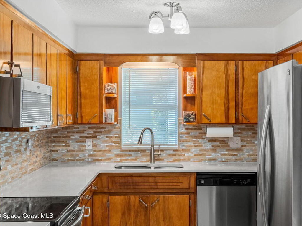 1075 Samar Road, Cocoa Beach, FL 32931