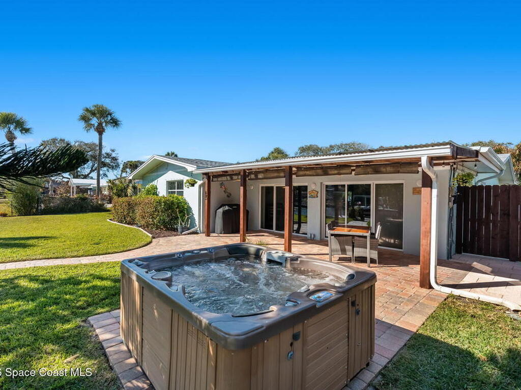 1075 Samar Road, Cocoa Beach, FL 32931