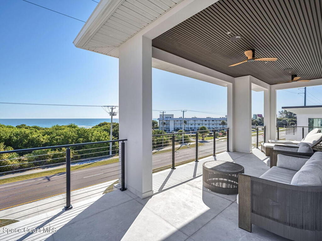 2050 S Atlantic Avenue, Cocoa Beach, FL 32931
