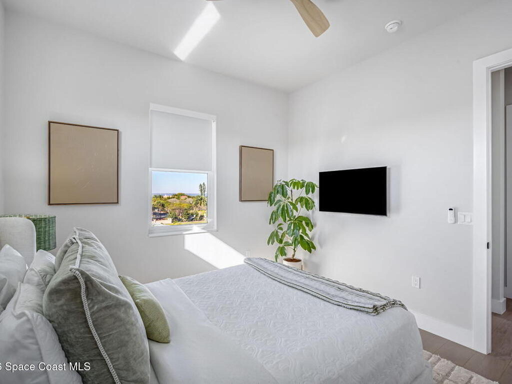 2050 S Atlantic Avenue, Cocoa Beach, FL 32931