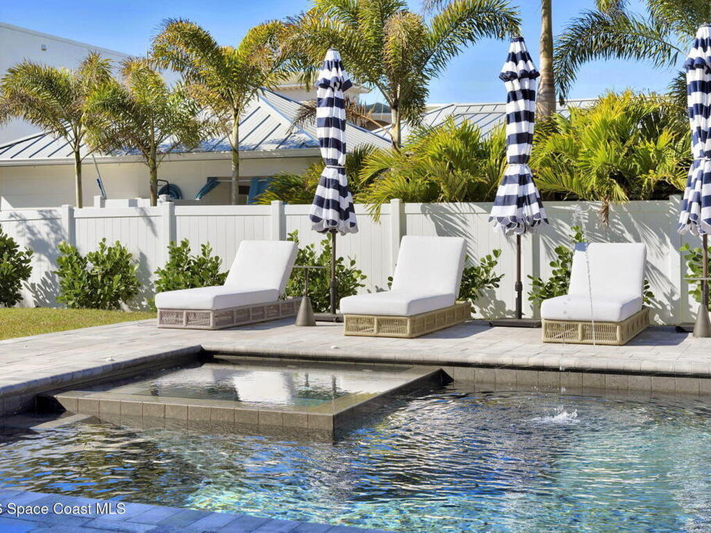 2050 S Atlantic Avenue, Cocoa Beach, FL 32931