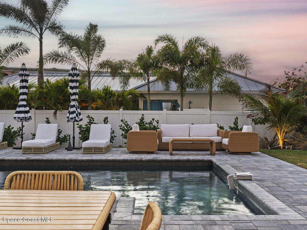 2050 S Atlantic Avenue, Cocoa Beach, FL 32931