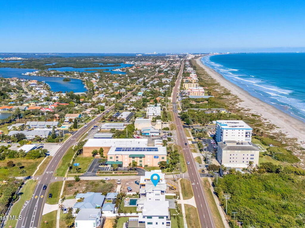 2050 S Atlantic Avenue, Cocoa Beach, FL 32931