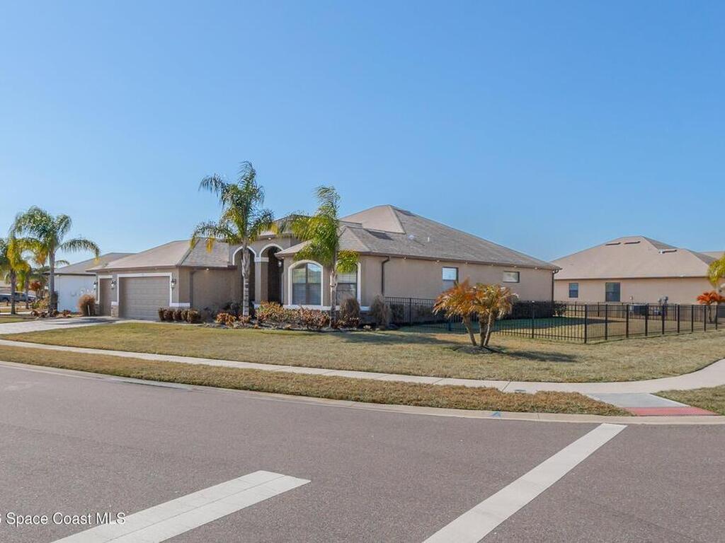 3215 Salt Marsh Circle, West Melbourne, FL 32904