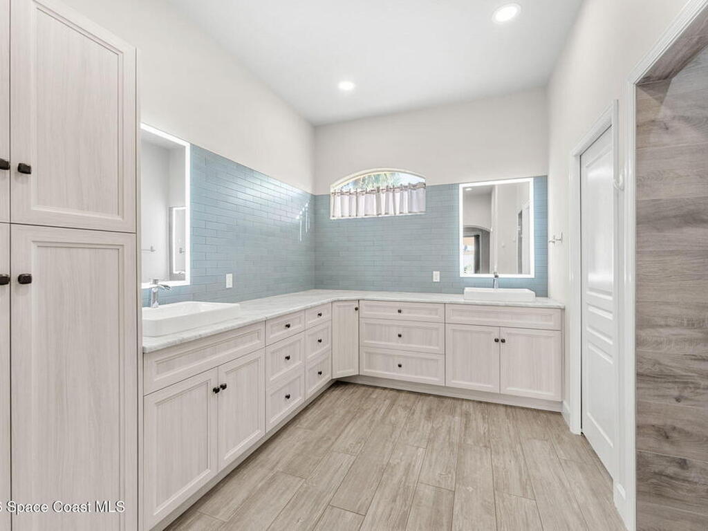 171 Tramore Place, Melbourne Beach, FL 32951