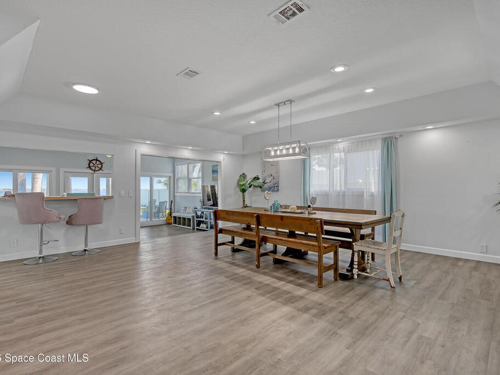 2179 Pineapple Avenue, Melbourne, FL 32935