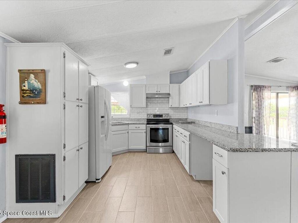 8865 Central Avenue, Micco, FL 32976