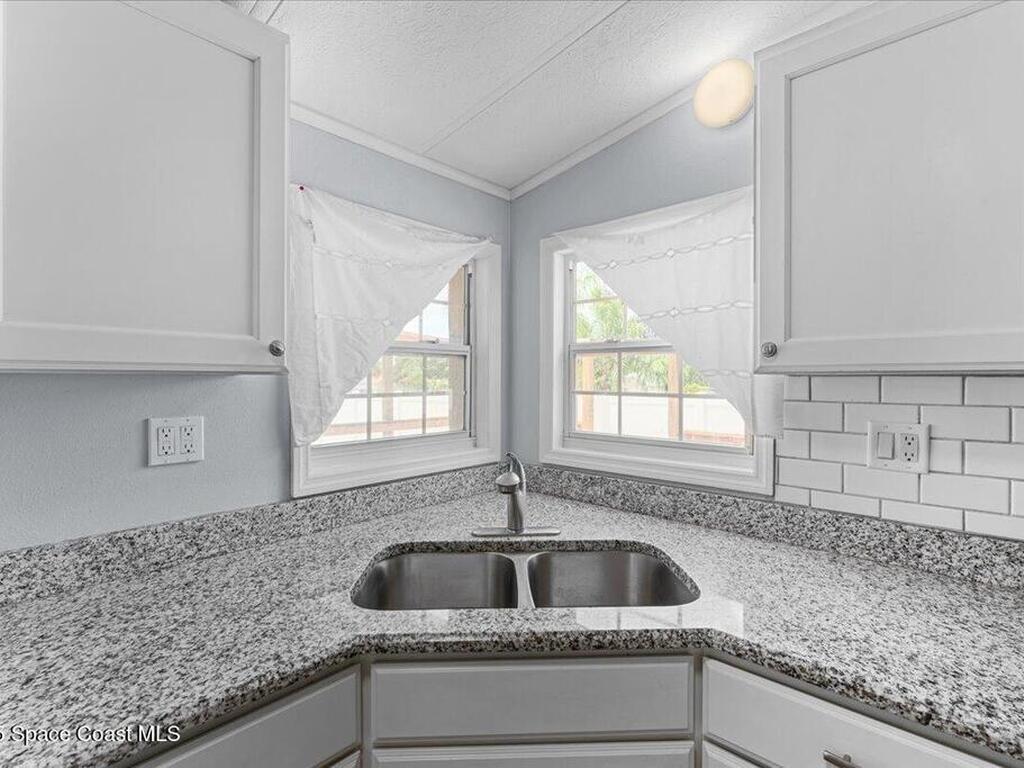 8865 Central Avenue, Micco, FL 32976