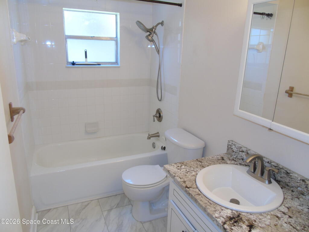 450 Roosevelt Avenue, Satellite Beach, FL 32937