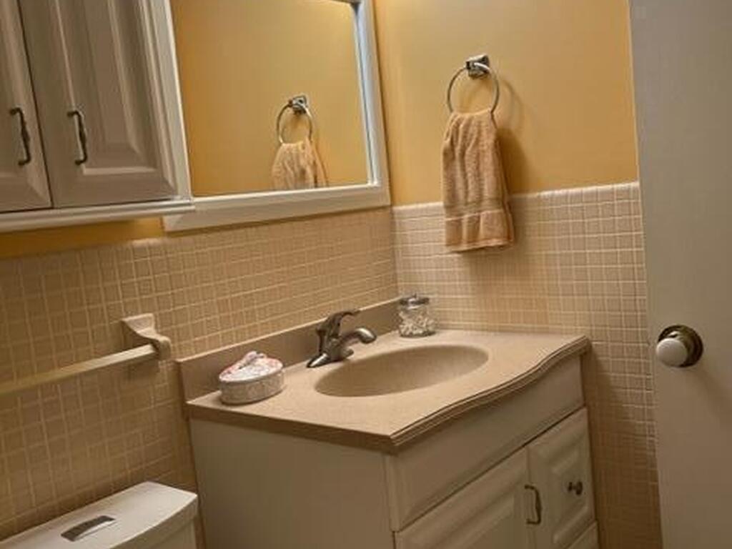 2020 N Atlantic Avenue, Cocoa Beach, FL 32931