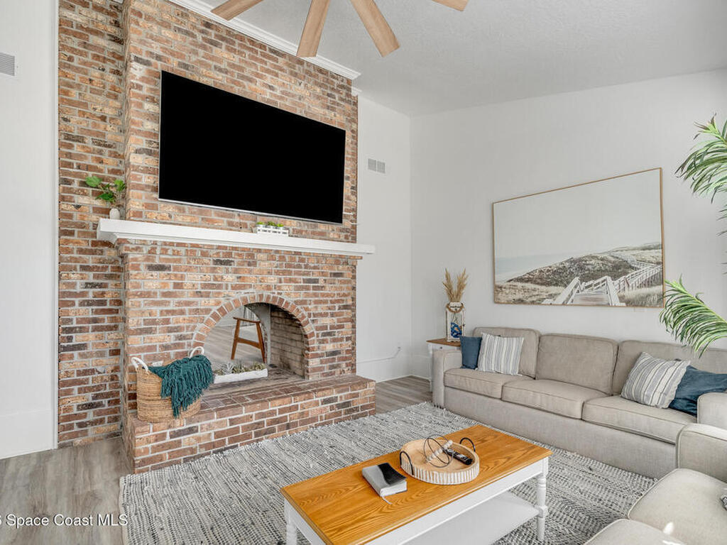 999 Sunswept Road, Palm Bay, FL 32905