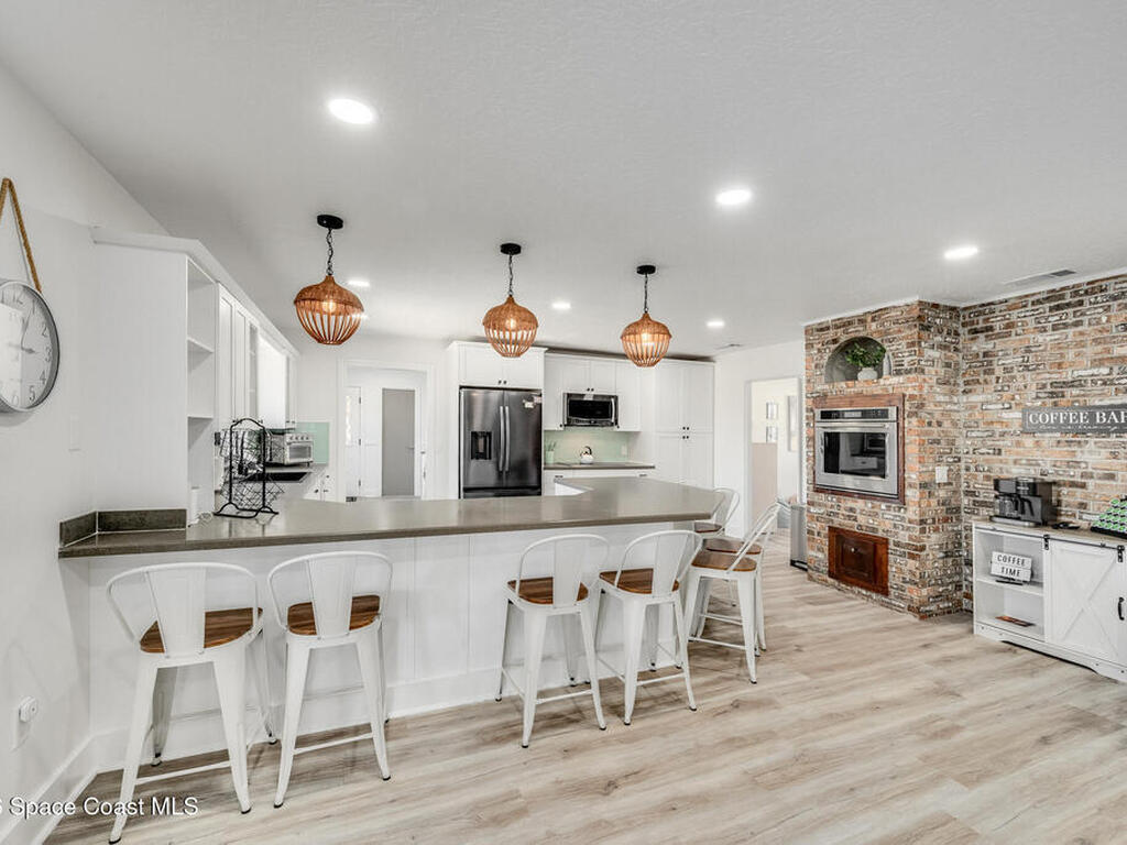 999 Sunswept Road, Palm Bay, FL 32905