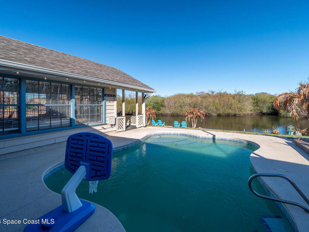 999 Sunswept Road, Palm Bay, FL 32905