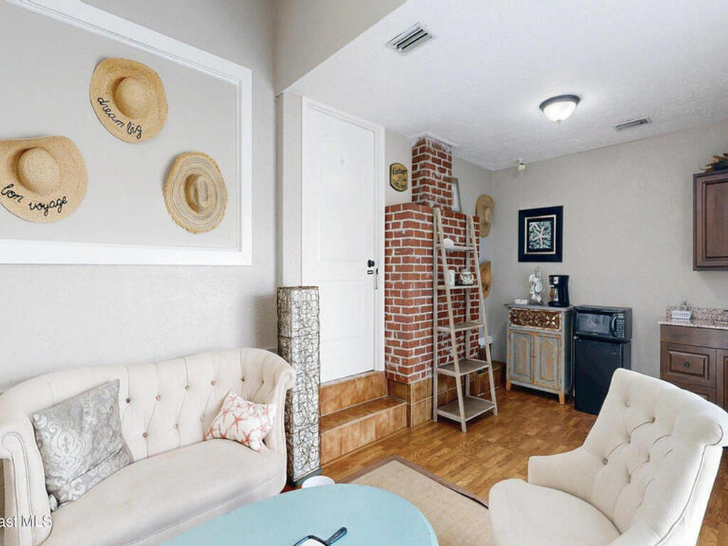 158 N Atlantic Avenue, Cocoa Beach, FL 32931