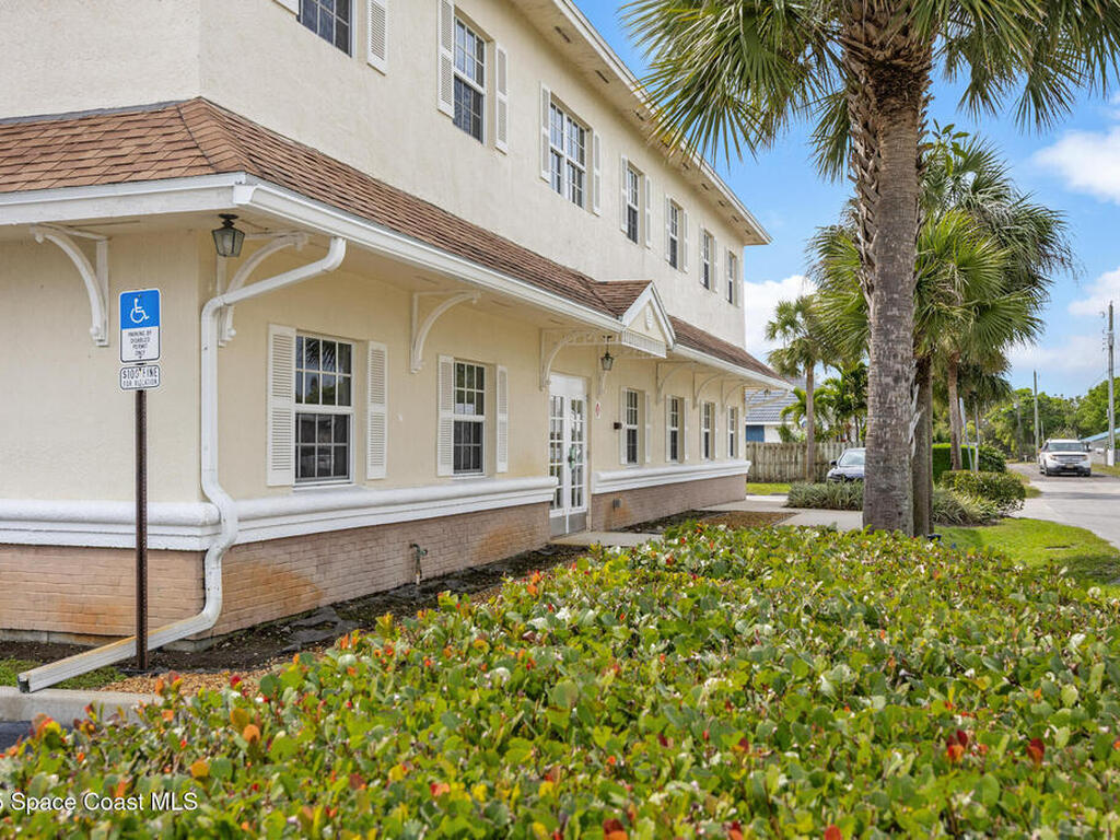 3790 Dixie Highway, Palm Bay, FL 32905