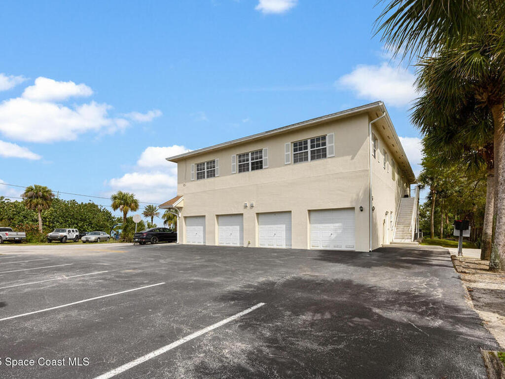 3790 Dixie Highway, Palm Bay, FL 32905