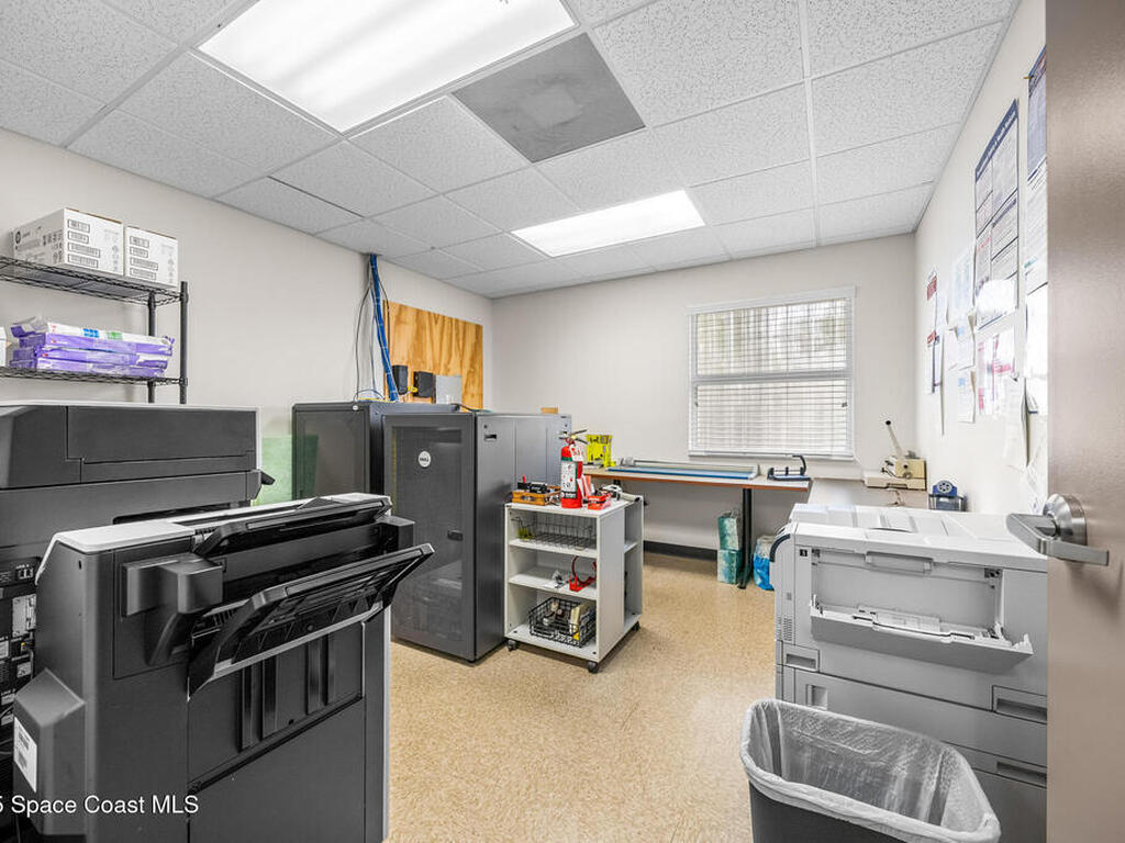 3790 Dixie Highway, Palm Bay, FL 32905