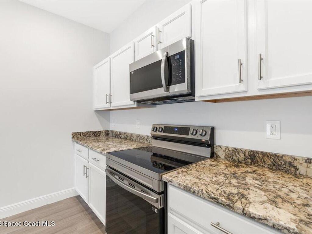 1635 19th Avenue, Vero Beach, FL 32962