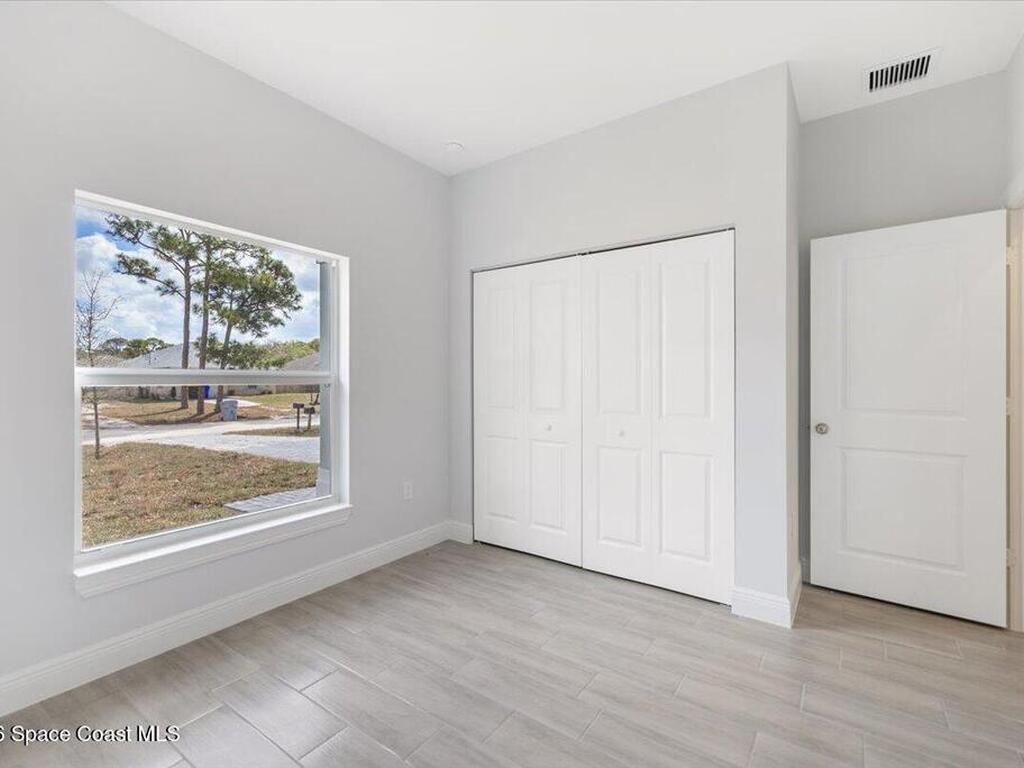 1635 19th Avenue, Vero Beach, FL 32962