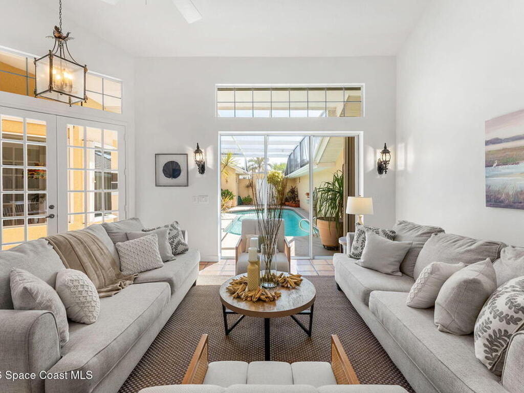 216 Glengarry Avenue, Melbourne Beach, FL 32951