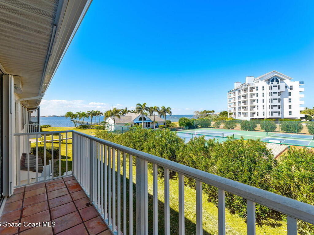 216 Glengarry Avenue, Melbourne Beach, FL 32951