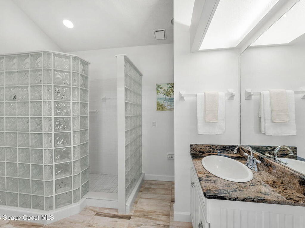 216 Glengarry Avenue, Melbourne Beach, FL 32951