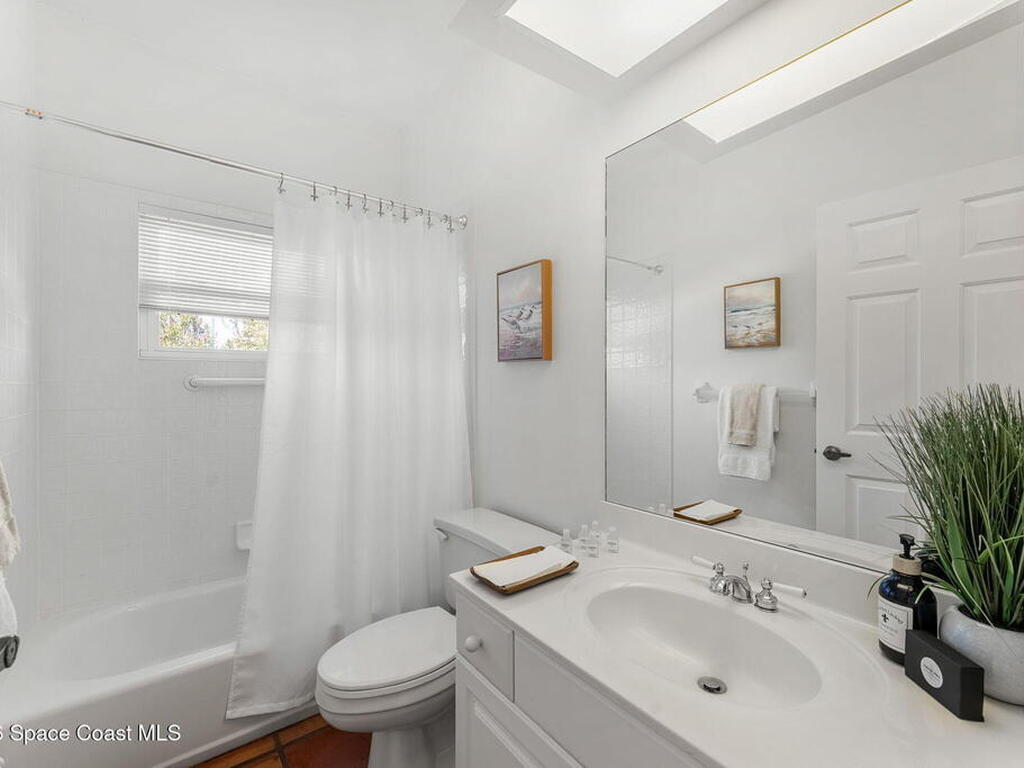 216 Glengarry Avenue, Melbourne Beach, FL 32951