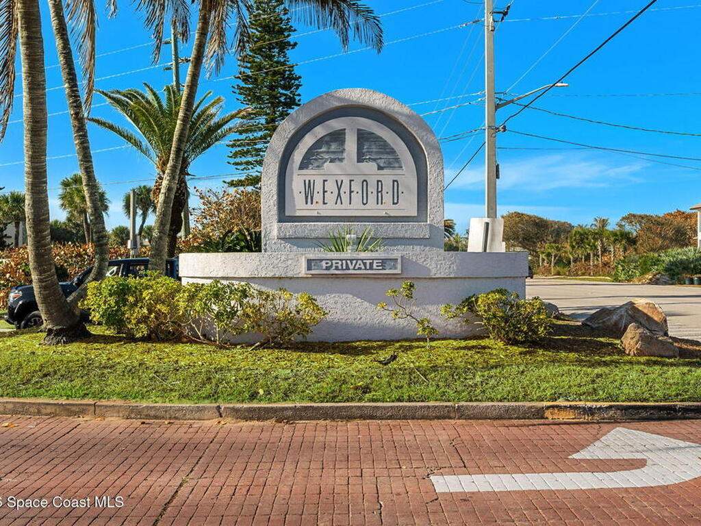 216 Glengarry Avenue, Melbourne Beach, FL 32951