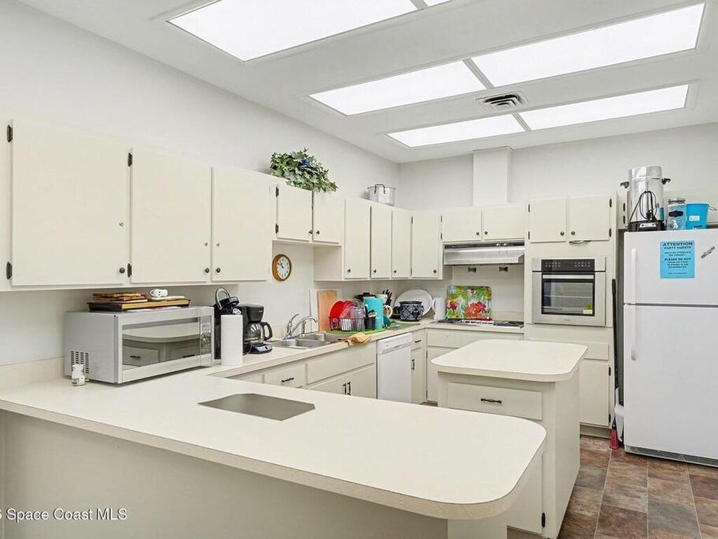 9030 York Lane, West Melbourne, FL 32904