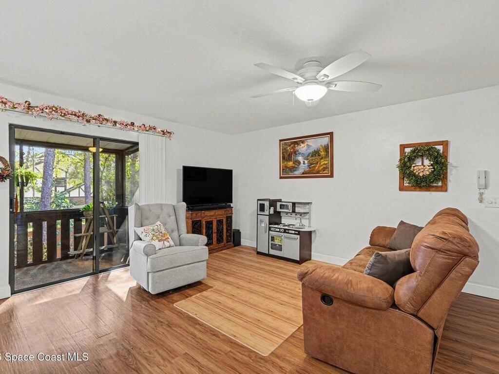 9030 York Lane, West Melbourne, FL 32904