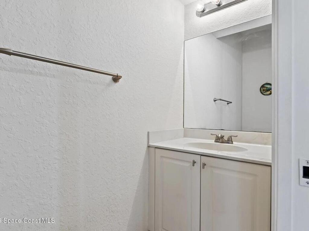 9945 E Villa Circle, Vero Beach, FL 32966