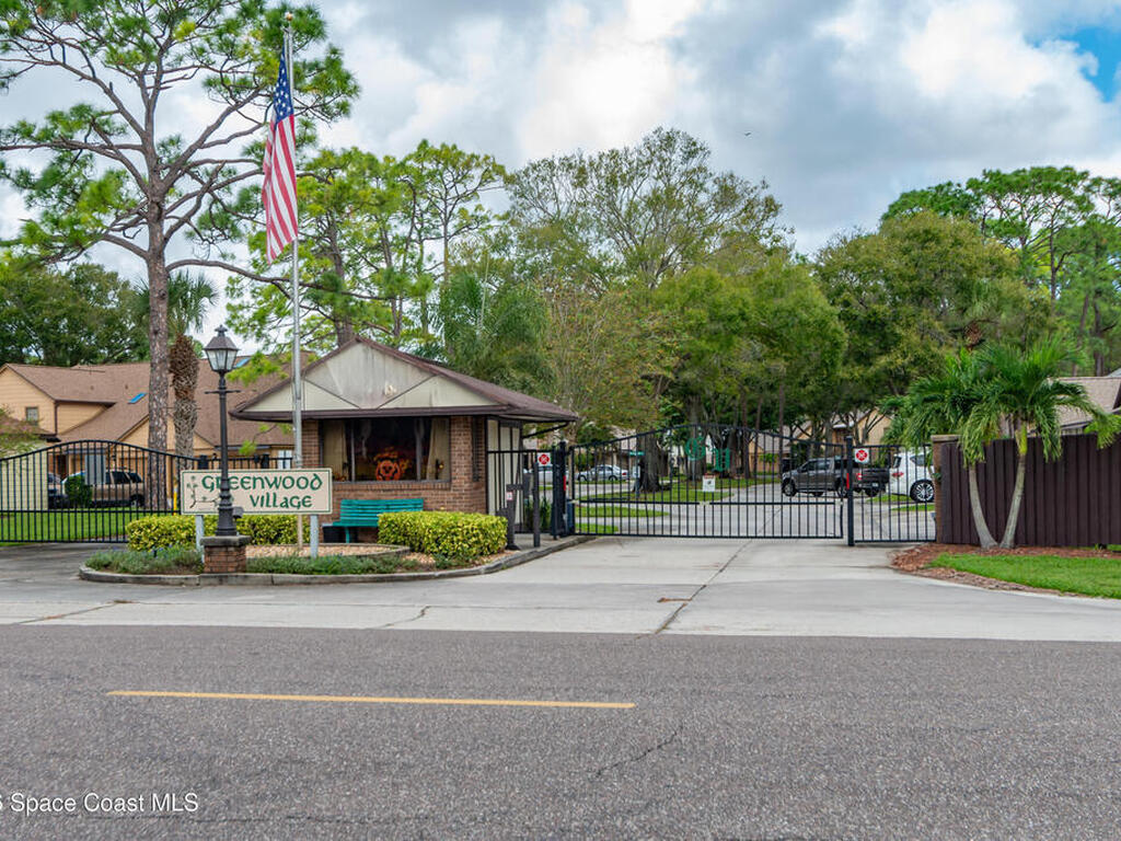 9012 Brighton Court, West Melbourne, FL 32904