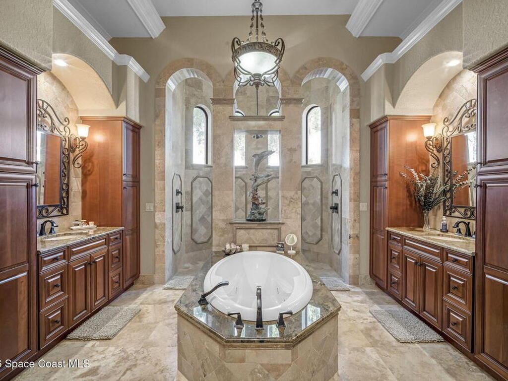 5454 Riveredge Drive, Titusville, FL 32780