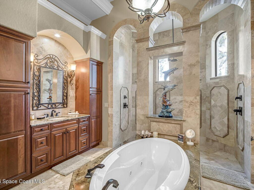 5454 Riveredge Drive, Titusville, FL 32780