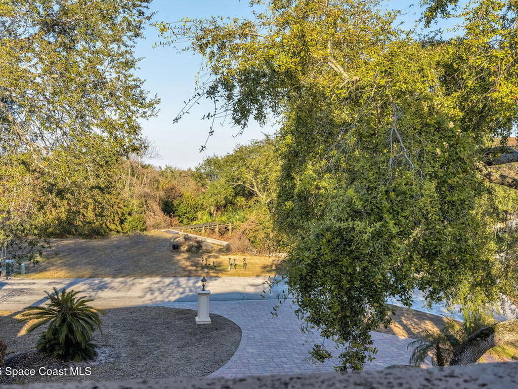 5454 Riveredge Drive, Titusville, FL 32780