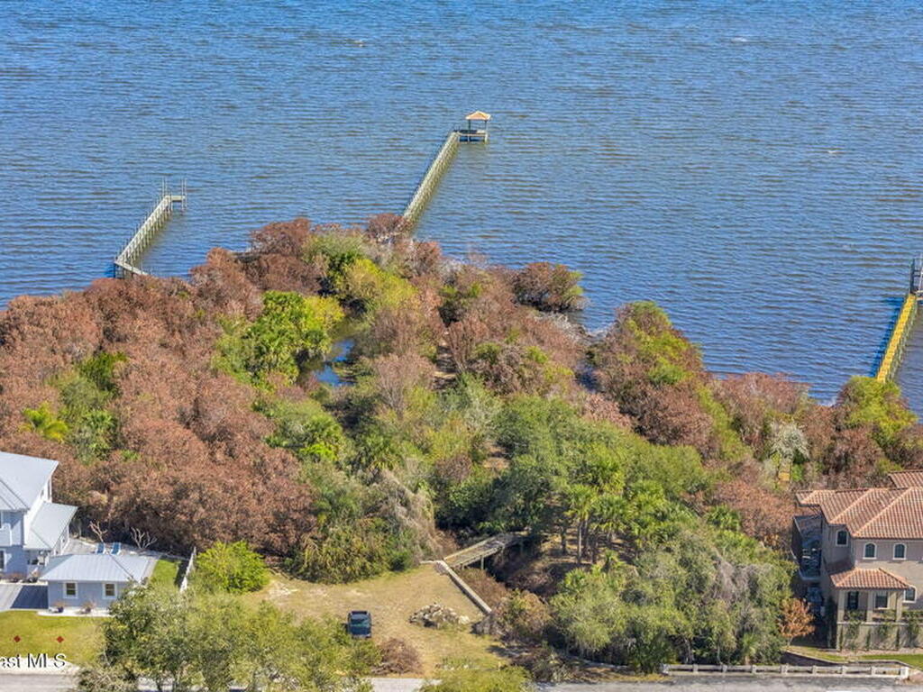 5454 Riveredge Drive, Titusville, FL 32780