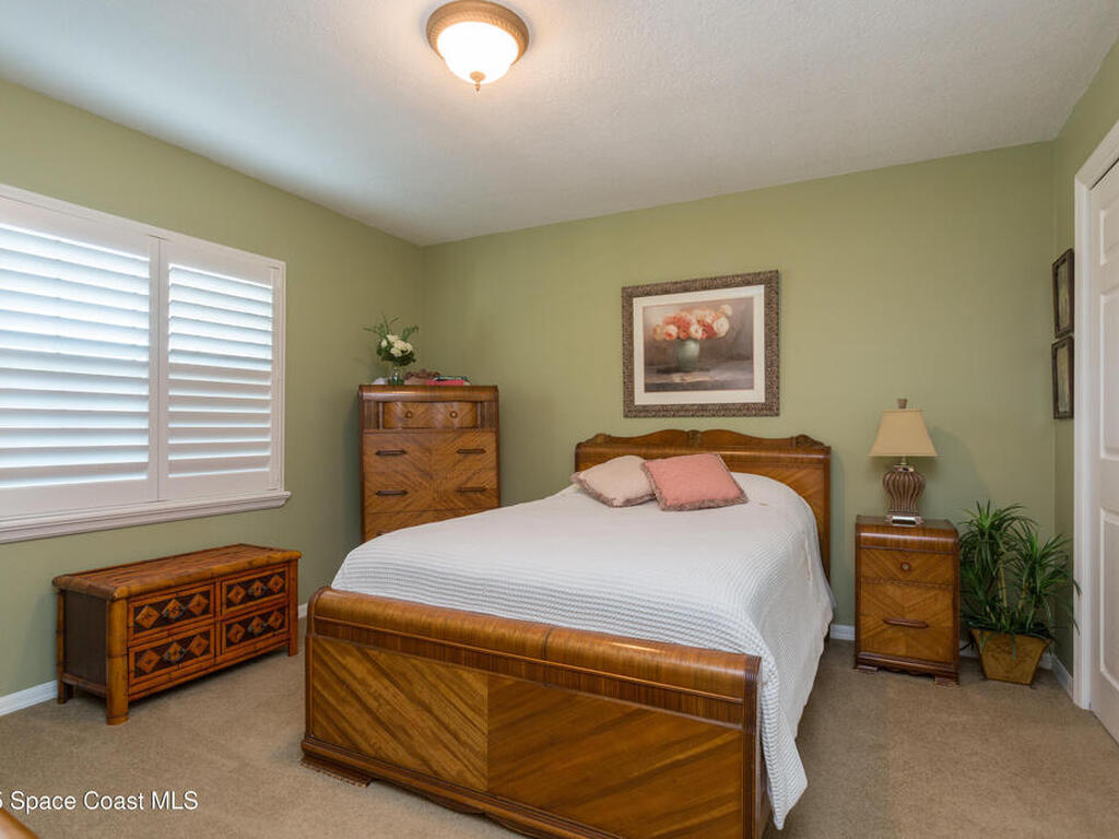 580 S Brevard Avenue, Cocoa Beach, FL 32931