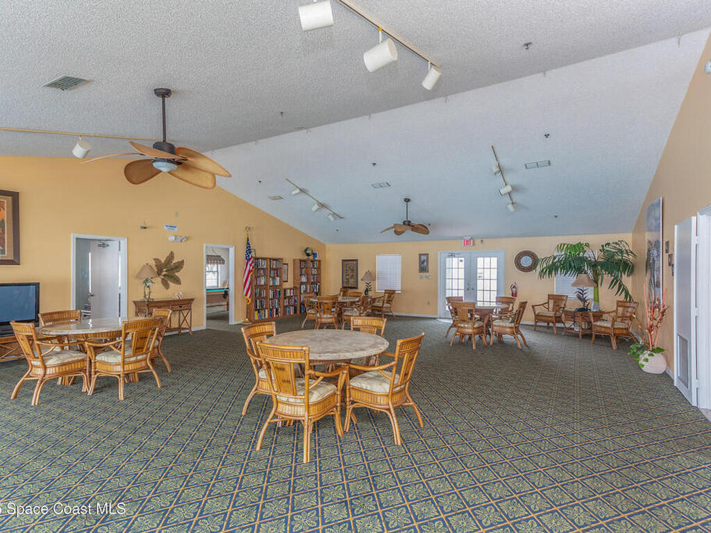 580 S Brevard Avenue, Cocoa Beach, FL 32931