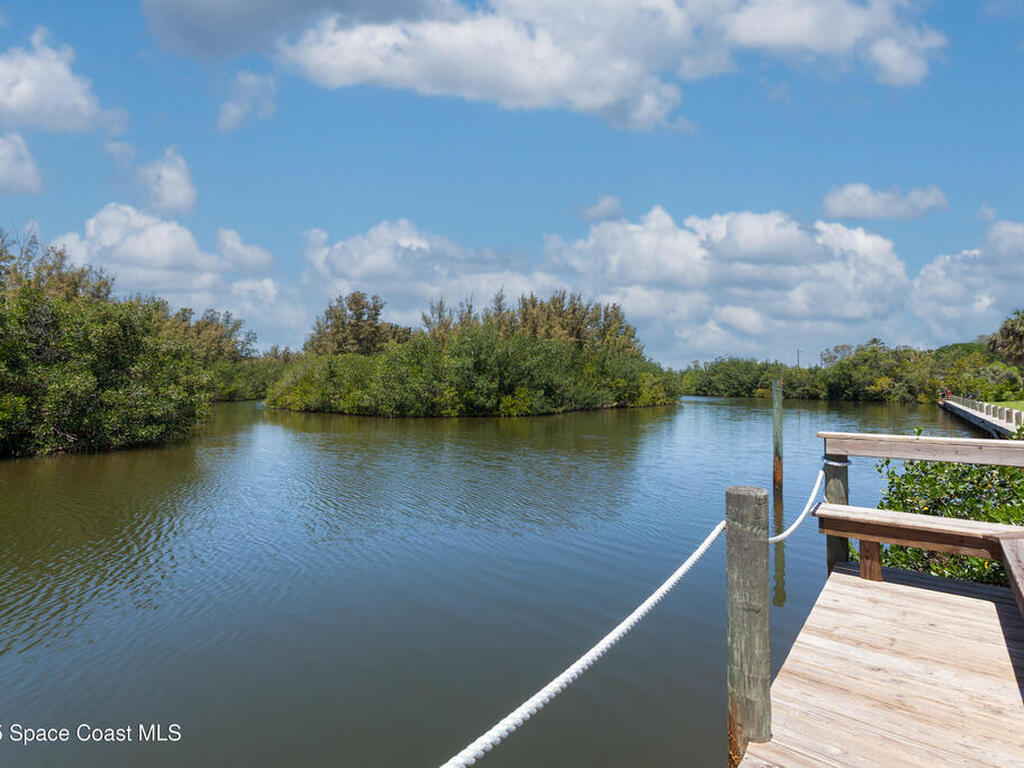 580 S Brevard Avenue, Cocoa Beach, FL 32931