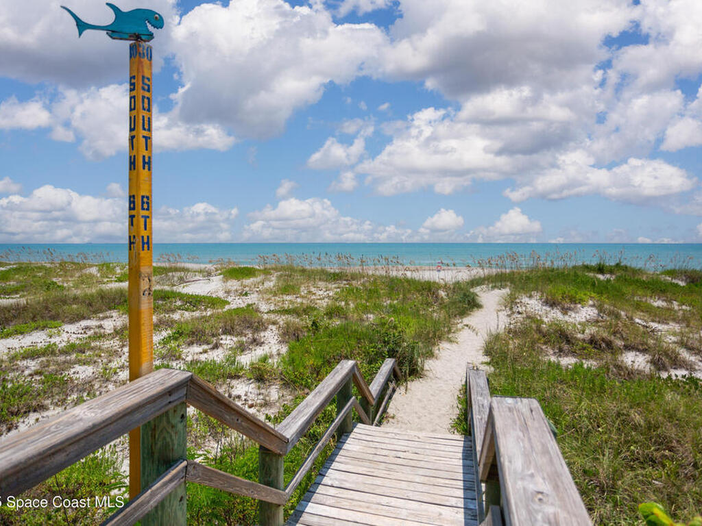 580 S Brevard Avenue, Cocoa Beach, FL 32931