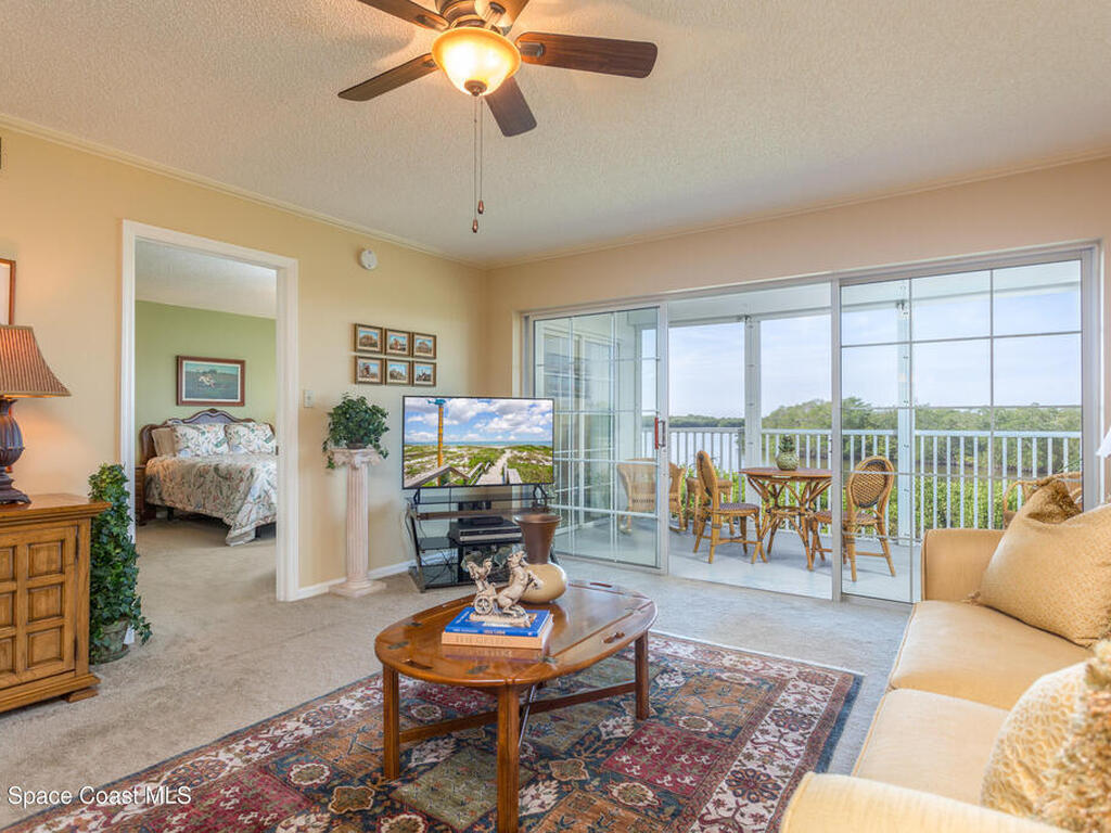 580 S Brevard Avenue, Cocoa Beach, FL 32931