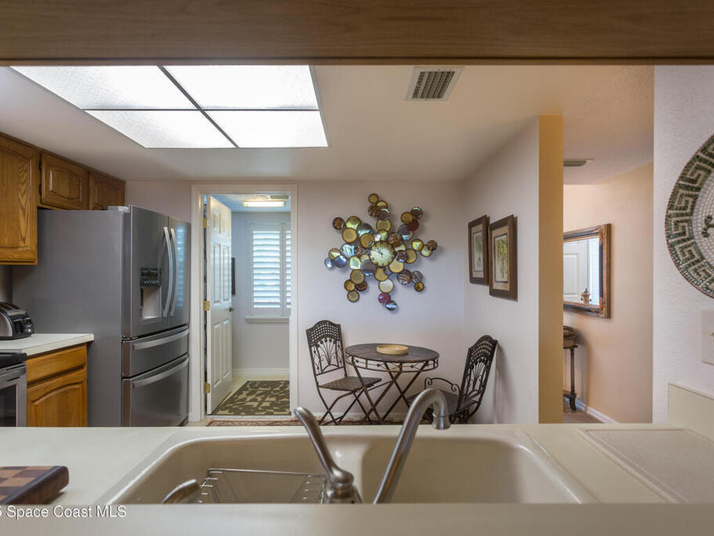 580 S Brevard Avenue, Cocoa Beach, FL 32931